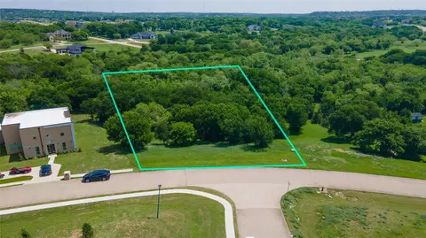 1216 Lilac Ln, Grand Prairie, TX 75104