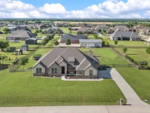 13310 Mcallen Ln, Justin, TX 76247