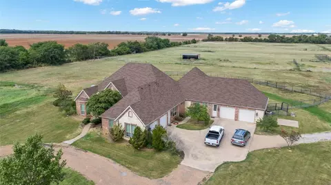2300 Berend Rd, Pilot Point, TX 76258