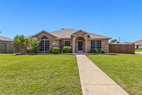 7202 Maplewood Dr, Rowlett, TX 75089