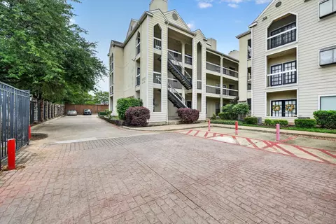 4800 W Lovers Ln #501, Dallas, TX 75209