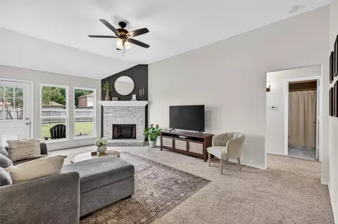 1111 Old Knoll Dr, Wylie, TX 75098