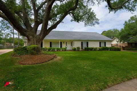 2304 Belmont Blvd, Bossier City, LA 71111
