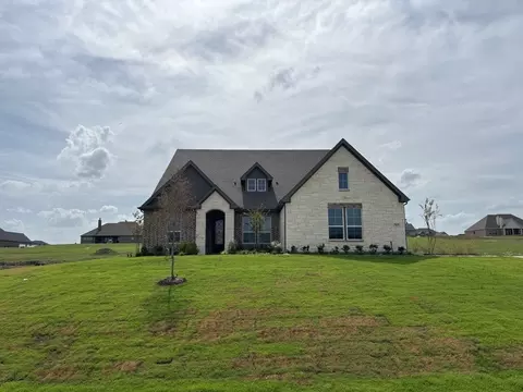 707 Water Side Dr, Van Alstyne, TX 75495