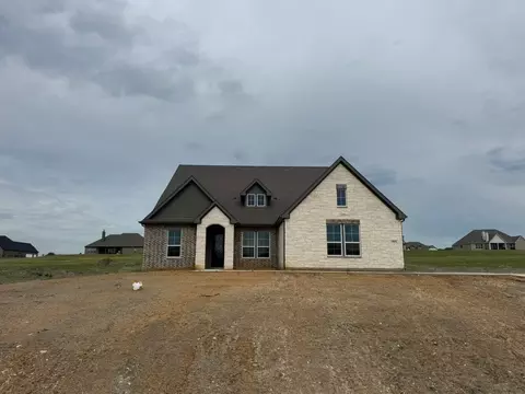 707 Water Side Dr, Van Alstyne, TX 75495