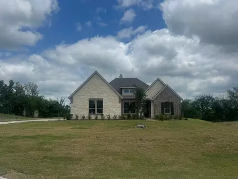412 Indian Creek Rd, Van Alstyne, TX 75495
