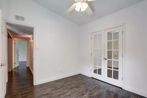 Bedroom - 500 Moss Hill Ln, Euless, TX 76039 photo 2 of 4