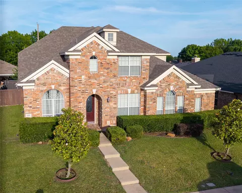 1444 Mercury Ln, Lancaster, TX 75134