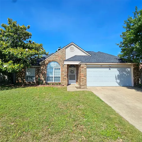 905 Park Place Blvd, Midlothian, TX 76065