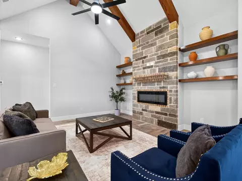 Living - 215 Regina St, Celeste, TX 75452 photo 2 of 3