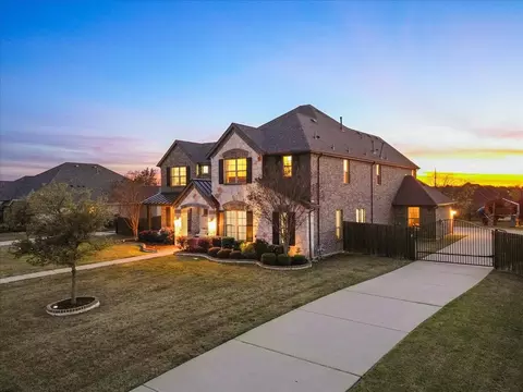 273 Shallow Brook Dr, Sunnyvale, TX 75182