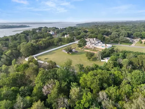 14010 Horseshoe Cir, Woodway, TX 76712