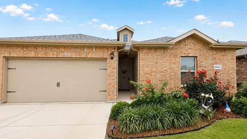 9653 Calhoun Falls Dr, Fort Worth, TX 76108