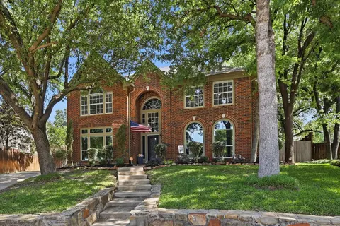 805 Highland Lakes Ct, Keller, TX 76248