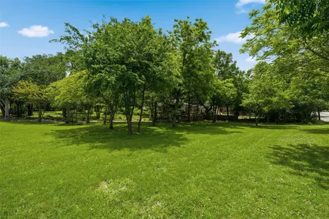Exterior - 3722 N 27th St, Waco, TX 76708 photo 9 of 9