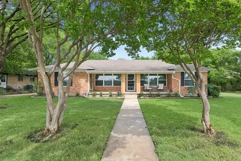 9504-9506 Mercer Dr, Dallas, TX 75228