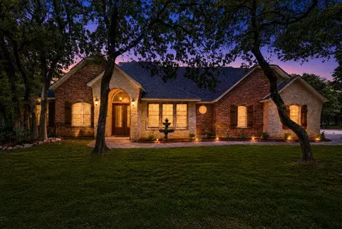 148 Arista Trl, Poolville, TX 76487