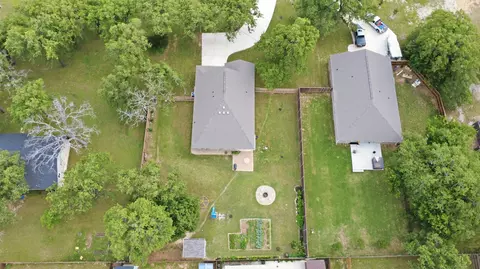 View/Area - 901 E 3rd St, Springtown, TX 76082 photo 2 of 3