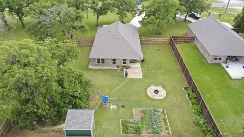 View/Area - 901 E 3rd St, Springtown, TX 76082 photo 3 of 3