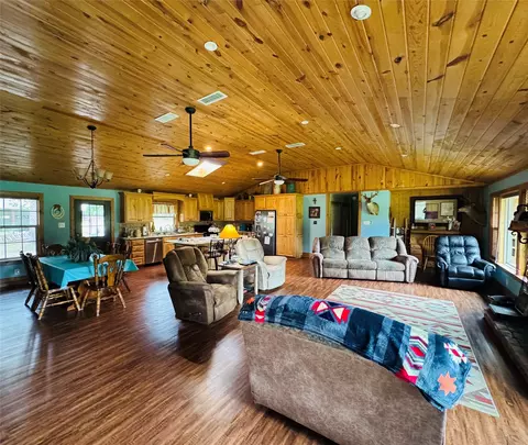 Living - 2031 E Fm 1396, Ivanhoe, TX 75447 photo 1 of 1