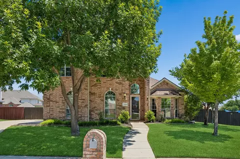 7302 Hawk Ln, Sachse, TX 75048