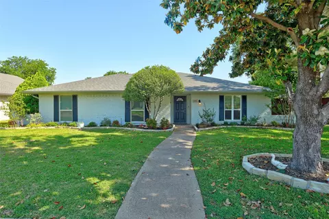 1911 University Dr, Richardson, TX 75081