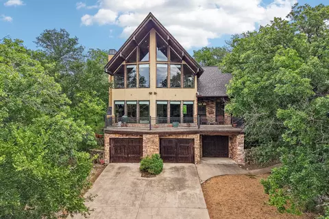 9205 Old Cross Timbers Rd, Flower Mound, TX 75022