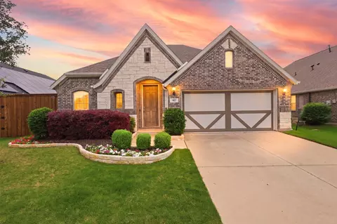 817 Smothermon Farm Rd, Little Elm, TX 75068