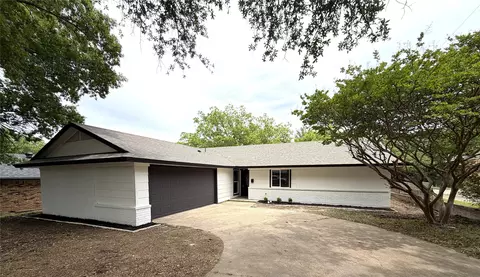 1413 Blanton Pl, Sherman, TX 75092