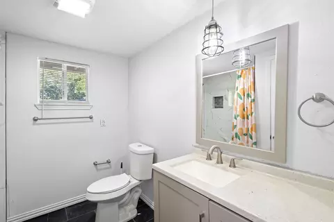 Bath - 215 E 3rd St, Ferris, TX 75125 photo 1 of 1