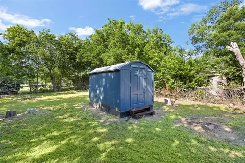 Other - 215 E 3rd St, Ferris, TX 75125 photo 2 of 2