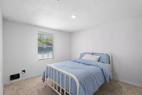 Bedroom - 215 E 3rd St, Ferris, TX 75125 photo 3 of 4