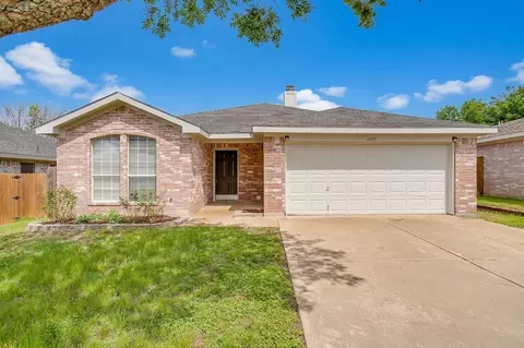 6409 Riverwater Trl, Fort Worth, TX 76179