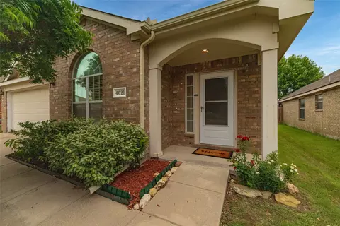 4021 Diamond Ridge Dr, Fort Worth, TX 76244