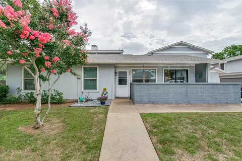 649 Timberline Dr, Hurst, TX 76053