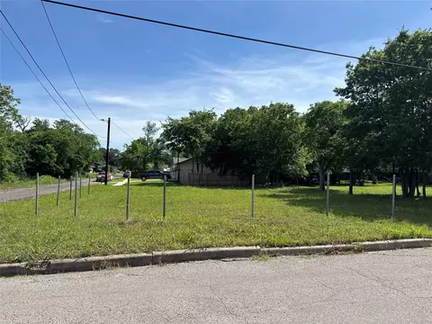 3701 Mcdougal St, Greenville, TX 75401