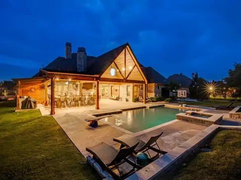 125 Brentwood Dr, Heath, TX 75032