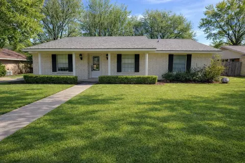 507 Fox Trl, Greenville, TX 75402