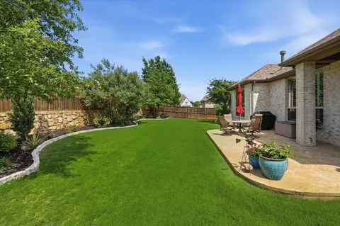 Exterior - 6500 Dolan Falls Dr, Argyle, TX 76226 photo 2 of 8