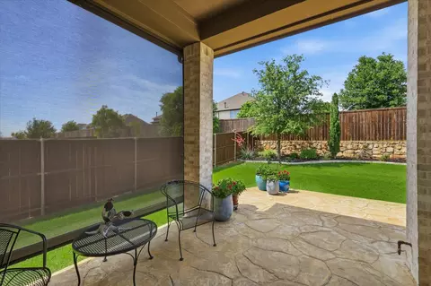 Exterior - 6500 Dolan Falls Dr, Argyle, TX 76226 photo 5 of 8
