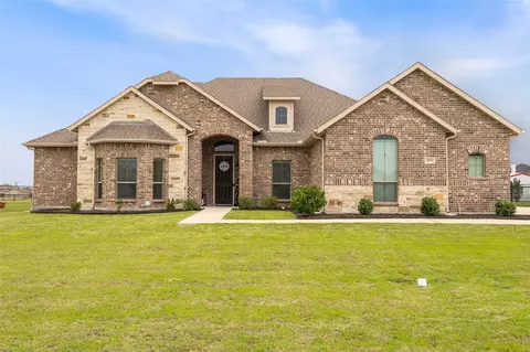 629 Meadowlark Ln, Nevada, TX 75173