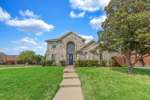 221 Woodlake Dr, Murphy, TX 75094