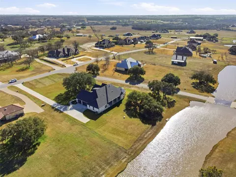 104 Trace Dr, Weatherford, TX 76087