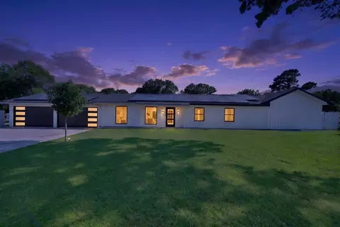 620 E Sixth St, Springtown, TX 76082