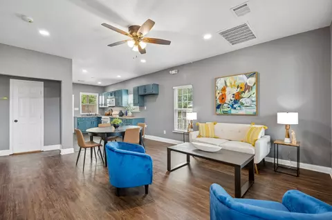 2505 Chester Ave, Fort Worth, TX 76106
