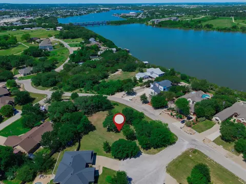 1701 Flagstone Ct, Granbury, TX 76049