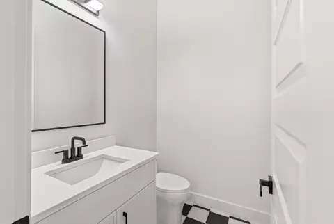 Bath - 1006 Devonshire Dr N, Forney, TX 75126 photo 3 of 5