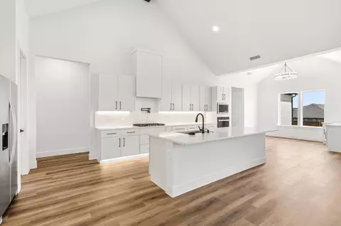 Kitchen - 1006 Devonshire Dr N, Forney, TX 75126 photo 2 of 2