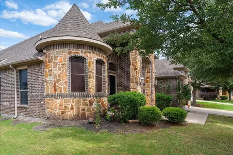 219 Boardwalk Ave, Waxahachie, TX 75165
