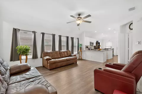 4023 Fairmont Ln, Forney, TX 75126